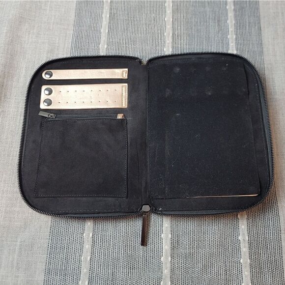 H HALSTON Travel Jewelry Case - Picture 4 of 7